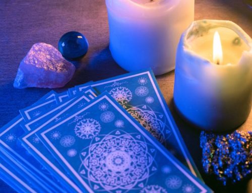 Tarot : 4 jeux et leur signification